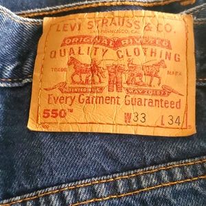 Levis 550